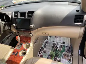 Toyota Highlander 2010 Black
