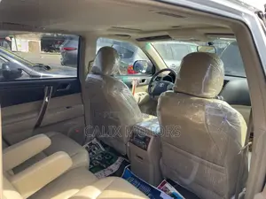 Toyota Highlander 2010 White