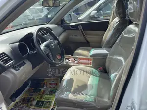 Toyota Highlander 2010 White