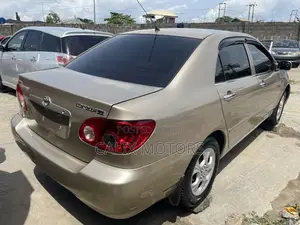 Toyota Corolla 2007 Gold