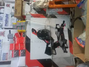 Yato Miter Saw Machine