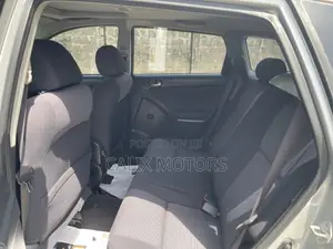 Toyota Matrix 2004 Silver