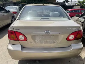Toyota Corolla 2003 Gold