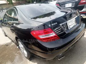 Mercedes-Benz C350 C350 BlueEFFICIENCY RWD 2009 Black