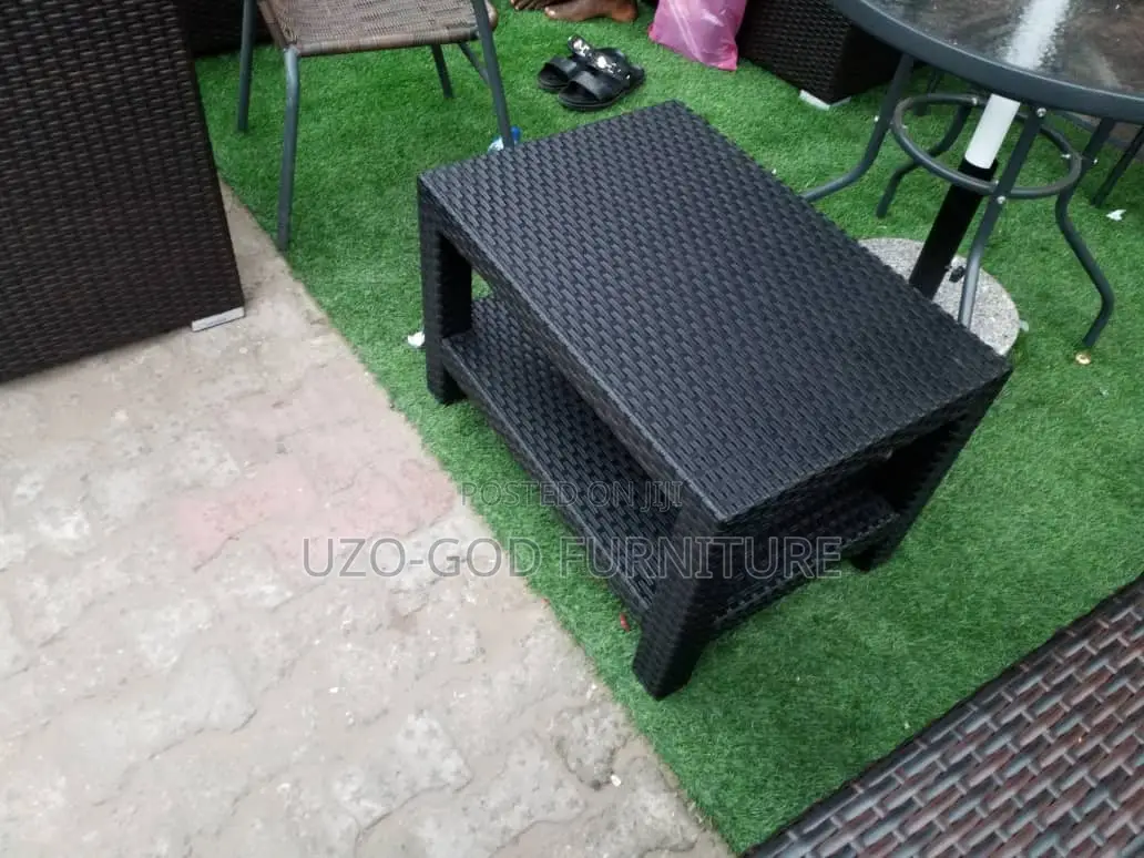 High Quality Plastic Center Table