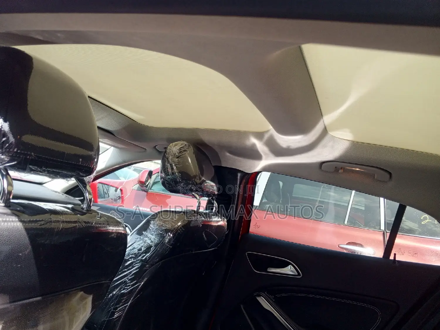 Mercedes-Benz GLA 250 2015 Red