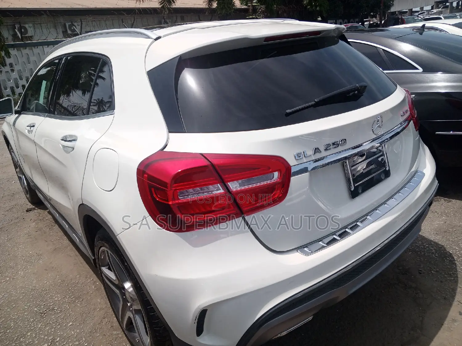 Mercedes-Benz GLA 250 2017 White