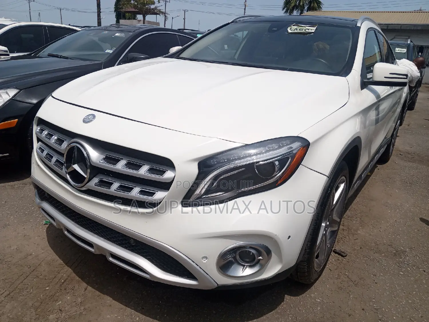Mercedes-Benz GLA 250 2017 White