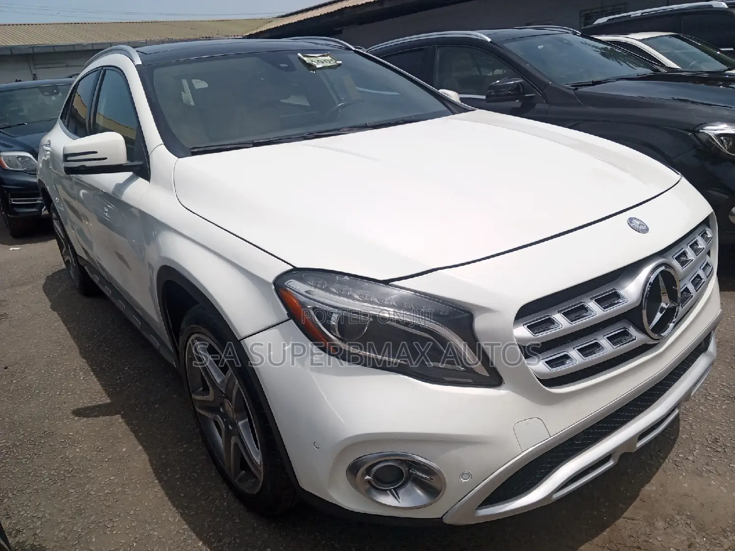 Mercedes-Benz GLA 250 2017 White