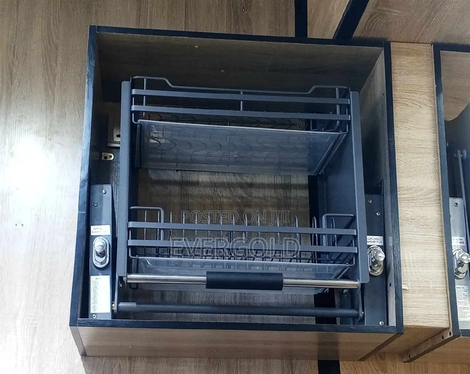 Gray Elevator Pull Down Plate Rack Available With Warrant