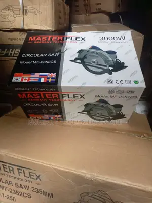 Master Flex 3000w Circular Saw Machine 9"