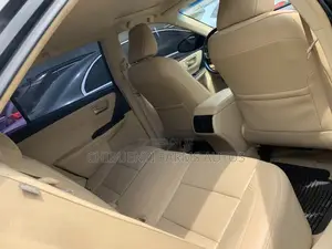 Toyota Camry 2015