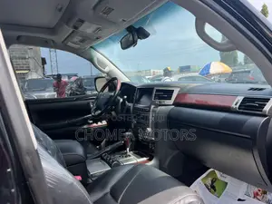 Lexus LX 2015 Black