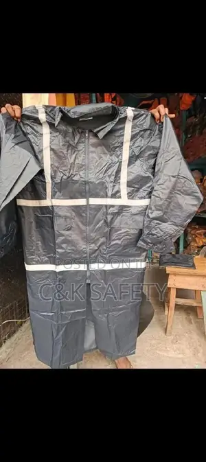 Raincoat Polyester Gown With Reflective