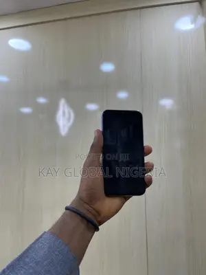 Apple iPhone 11 64 GB Purple