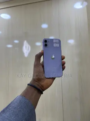Apple iPhone 11 64 GB Purple