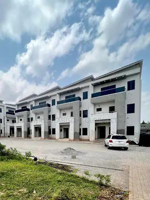 4bdrm Townhouse/Terrace in Durumi Abuja for sale