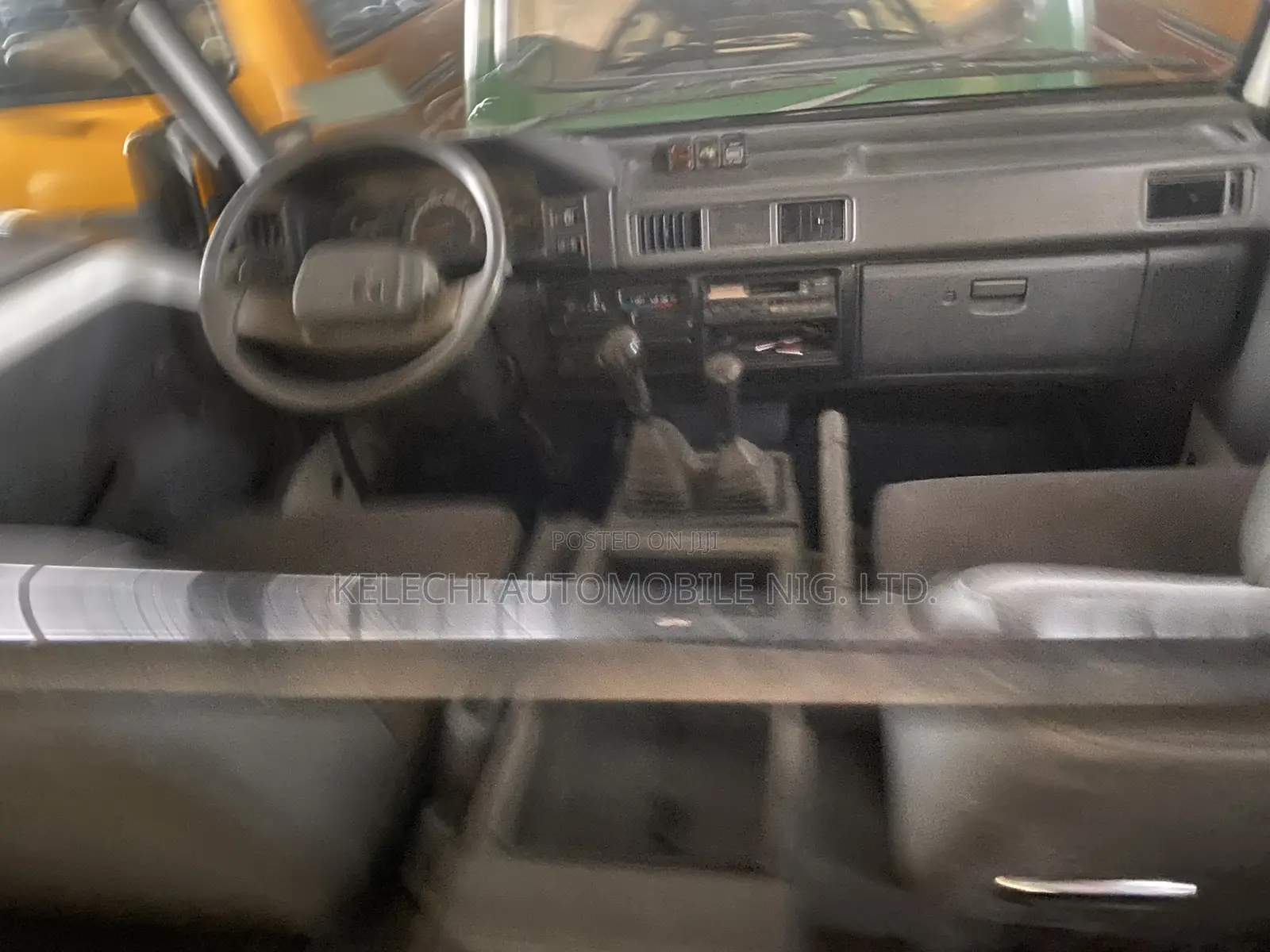 Mitsubishi L300 1999 Black