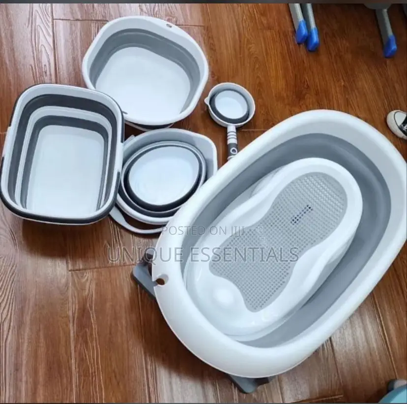 4pcs Convenient Foldable Baby Bath Set