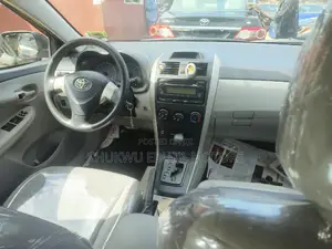 Toyota Corolla 2012 Black