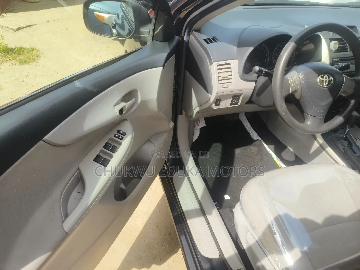 Toyota Corolla 2012 Black