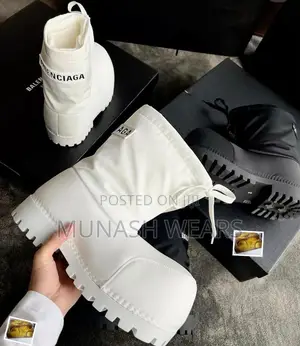 BALENCIAGA New Release