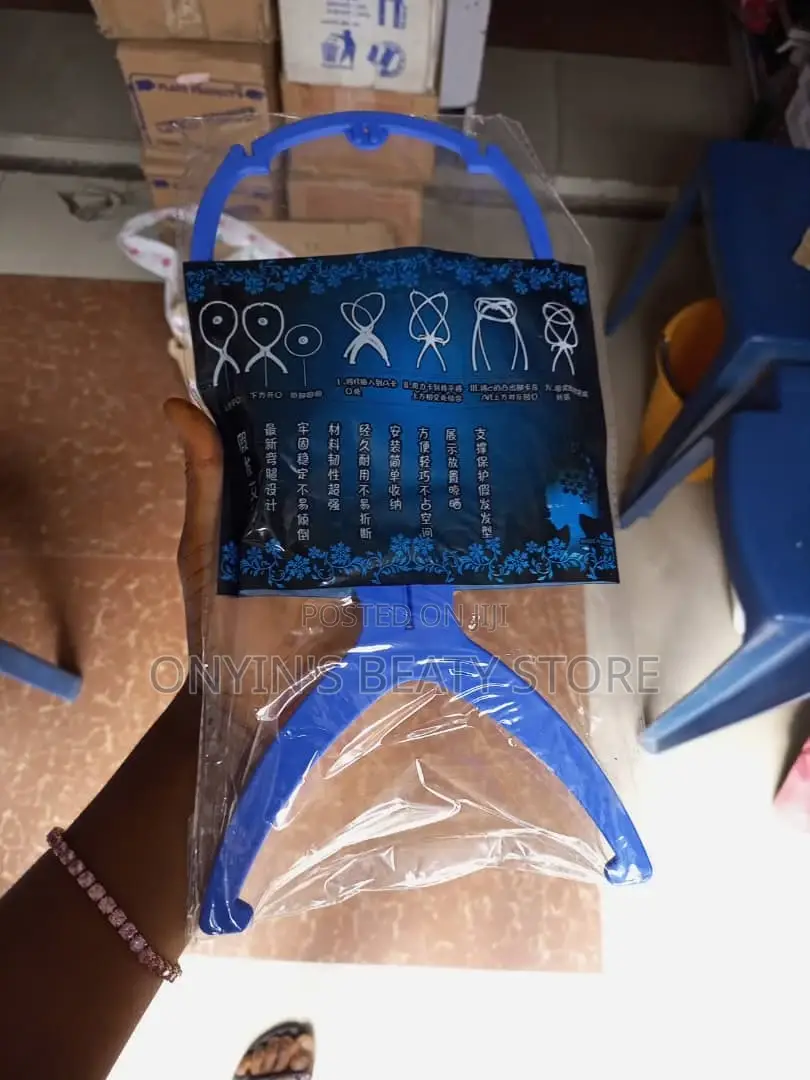 Plastic Wig Stand