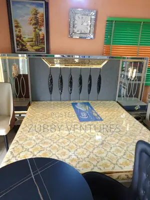 Brand New Quality and Imported Royal Bed With Mirror Console