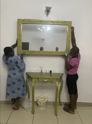 Mirror Console
