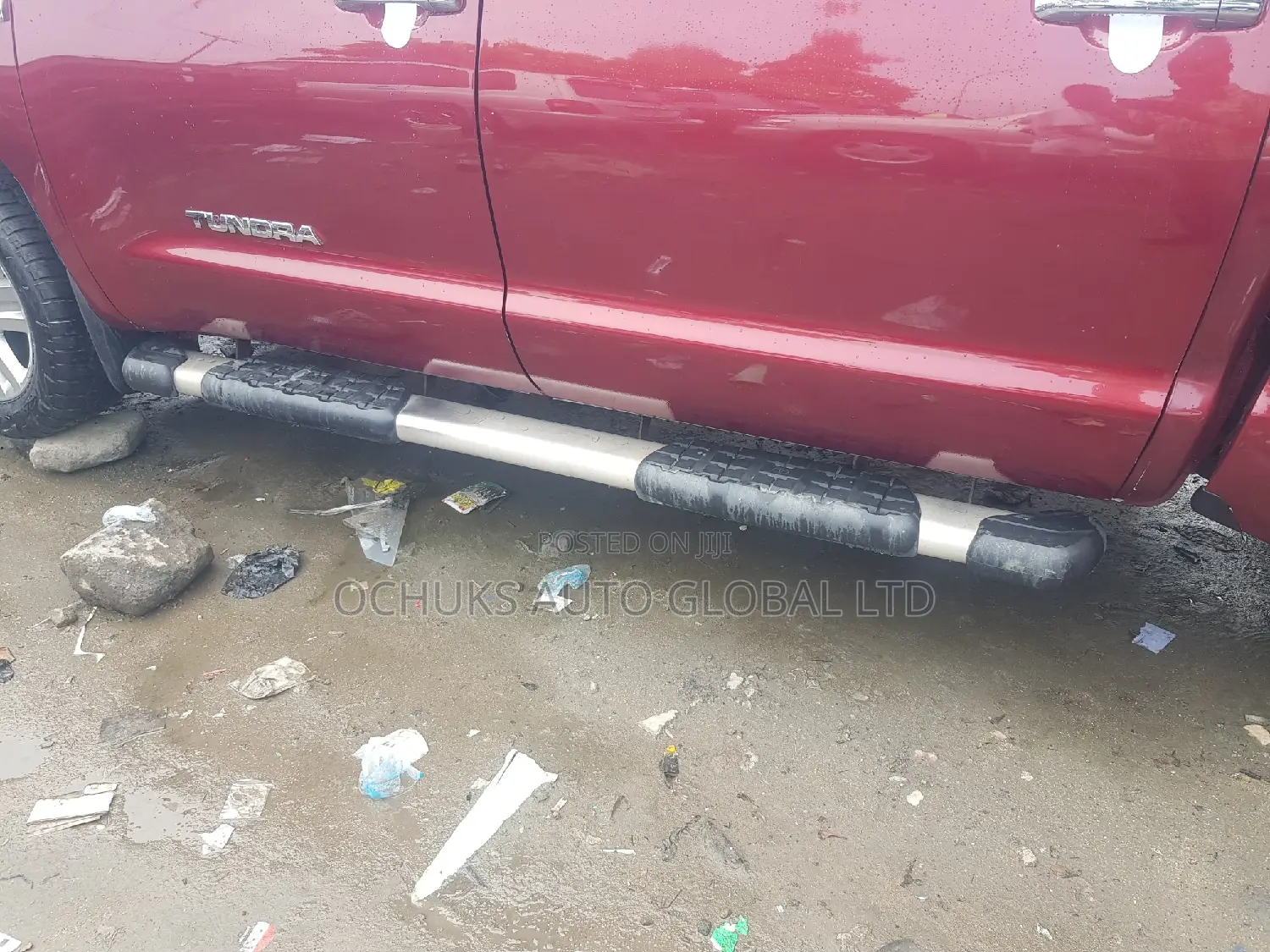 Toyota Tundra 2011 Red
