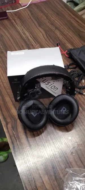 Oneodio Fusion Wireless DJ Headphone