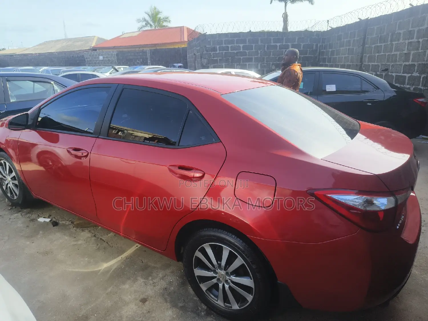 Toyota Corolla LE 4dr Sedan (1.8L 4cyl CVT) 2015 Red