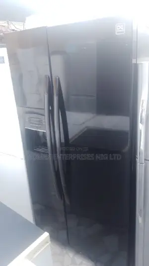 Daewoo Side by Side Fridge and Freezer