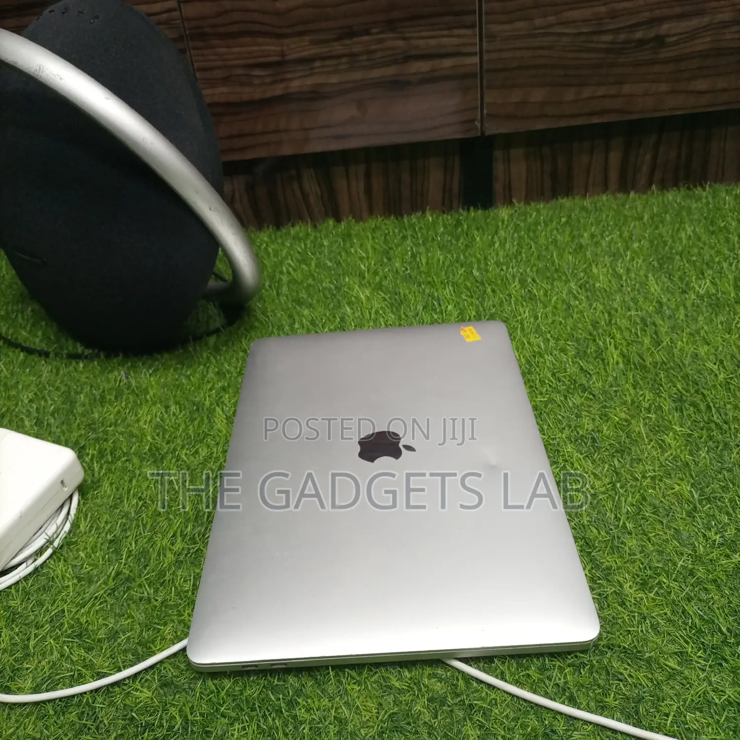 Laptop Apple MacBook Pro 2020 8GB Intel Core I5 SSD 256GB