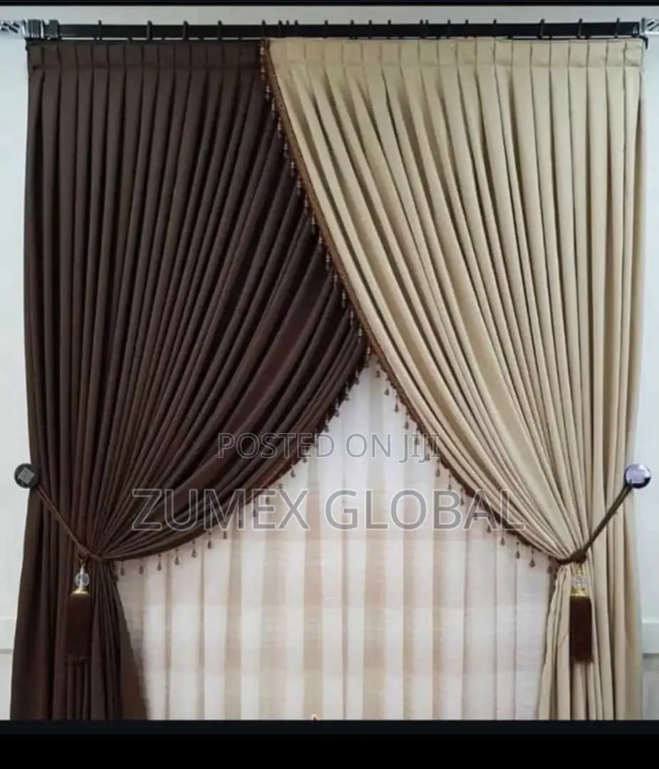 Royal Curtain