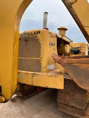 Cat Bulldozer D7g - Foreign Standard Use
