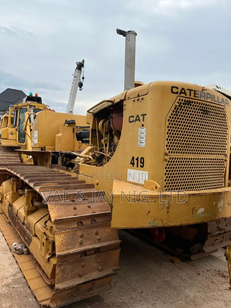Cat Bulldozer D7g - Foreign Standard Use