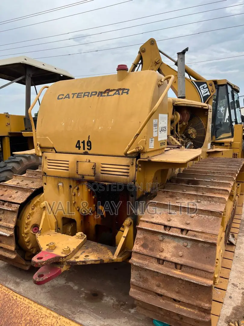 Cat Bulldozer D7g - Foreign Standard Use