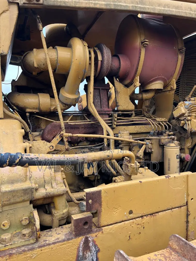 Cat Bulldozer D7g - Foreign Standard Use