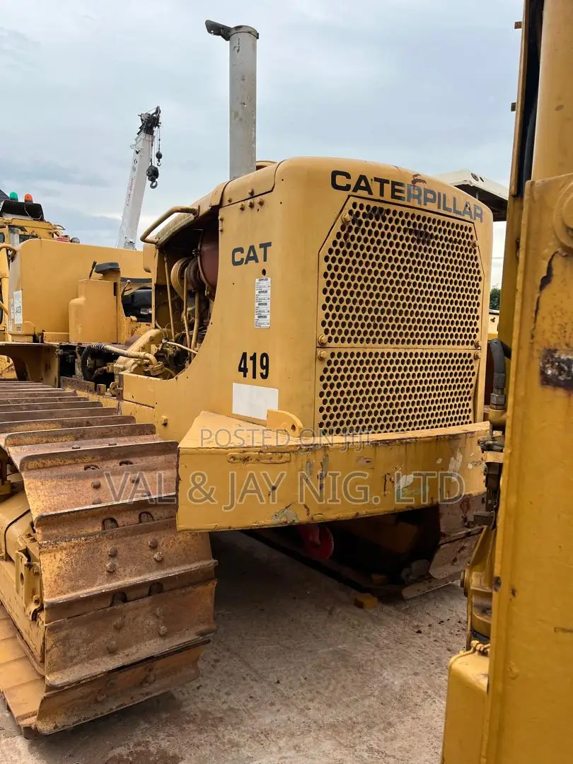 Cat Bulldozer D7g - Foreign Standard Use