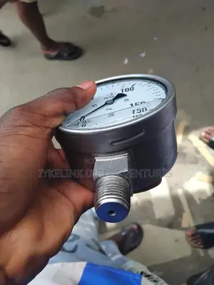 Pressure Gauge 0 to 150 Bar 1/2