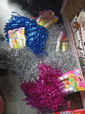 Cheerleaders Pom Poms