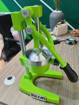 Hand Juicer