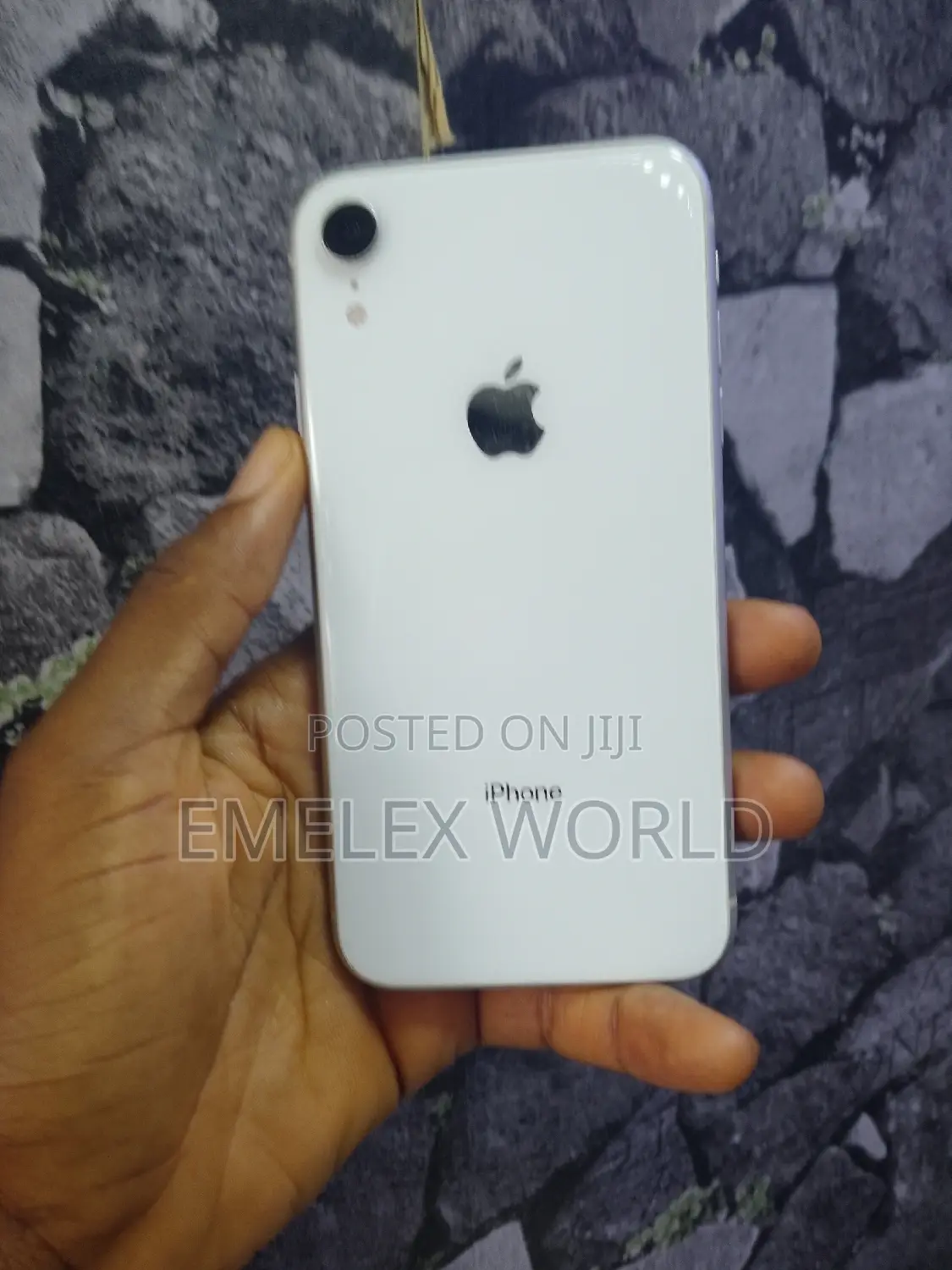 Apple iPhone XR 64 GB White