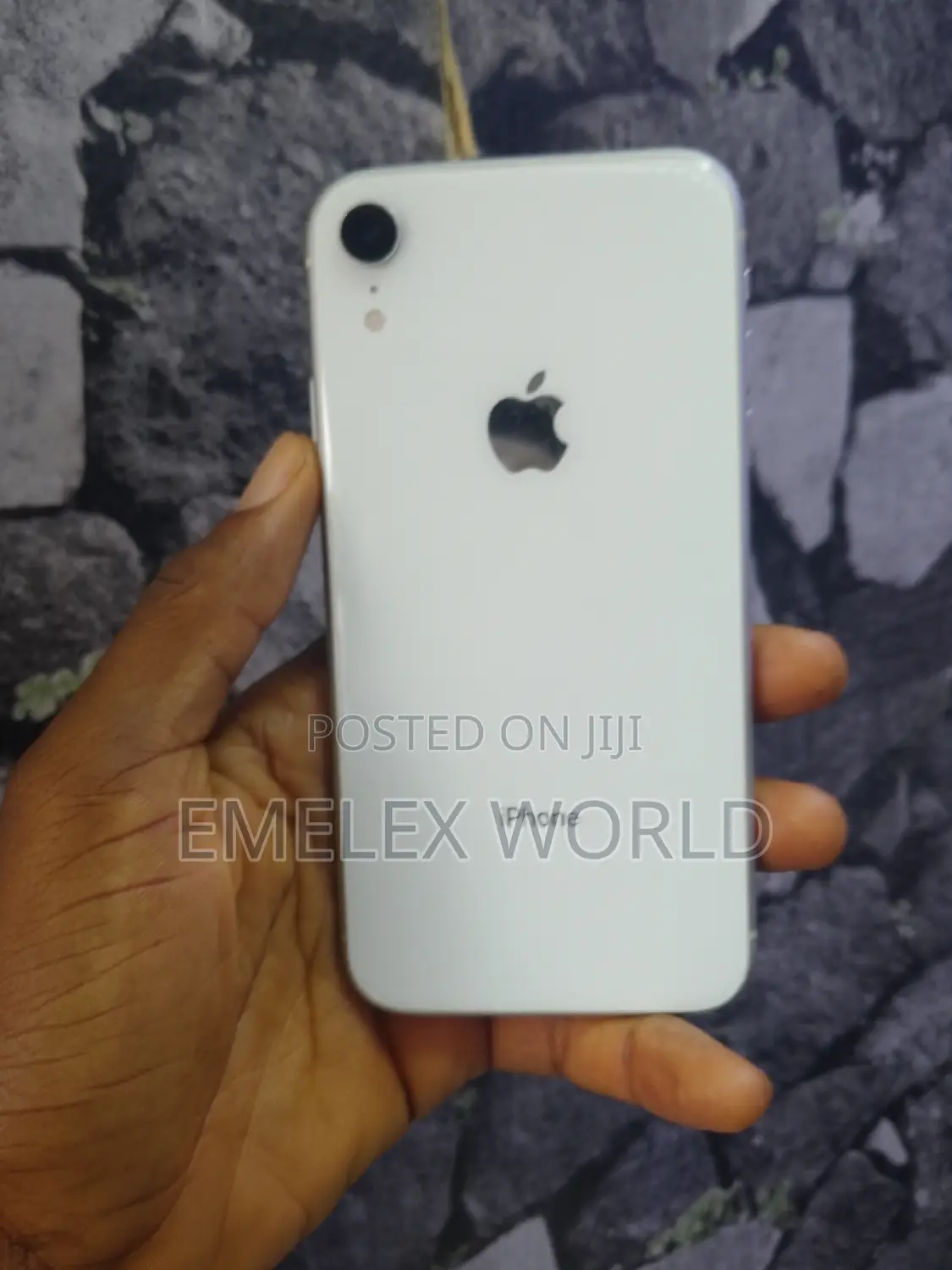 Apple iPhone XR 64 GB White