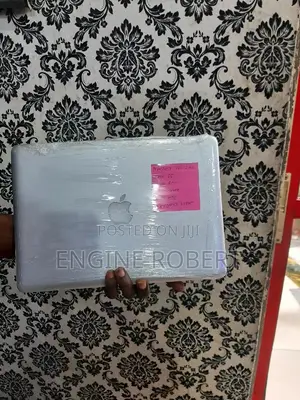 Laptop Apple MacBook 2012 8GB Intel Core I5 HDD 500GB