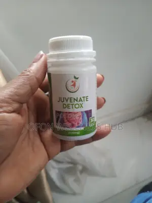 Juvenate Detox ( Cleans Toxins)