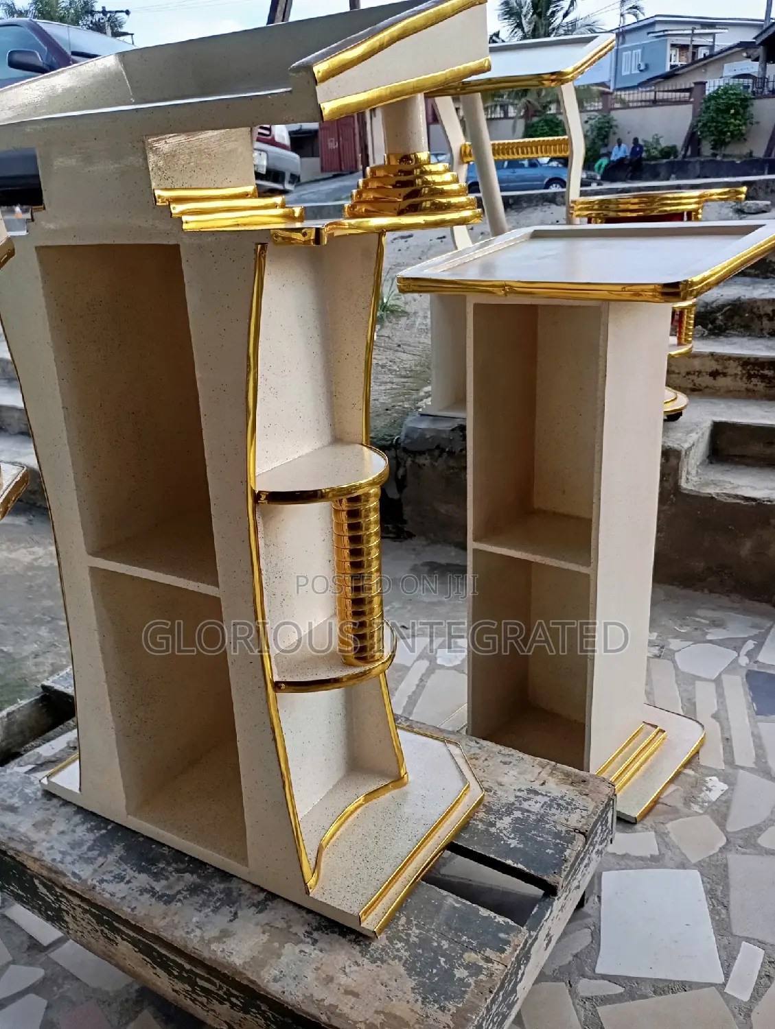 Pulpit Double