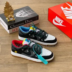 Nike Sneakers