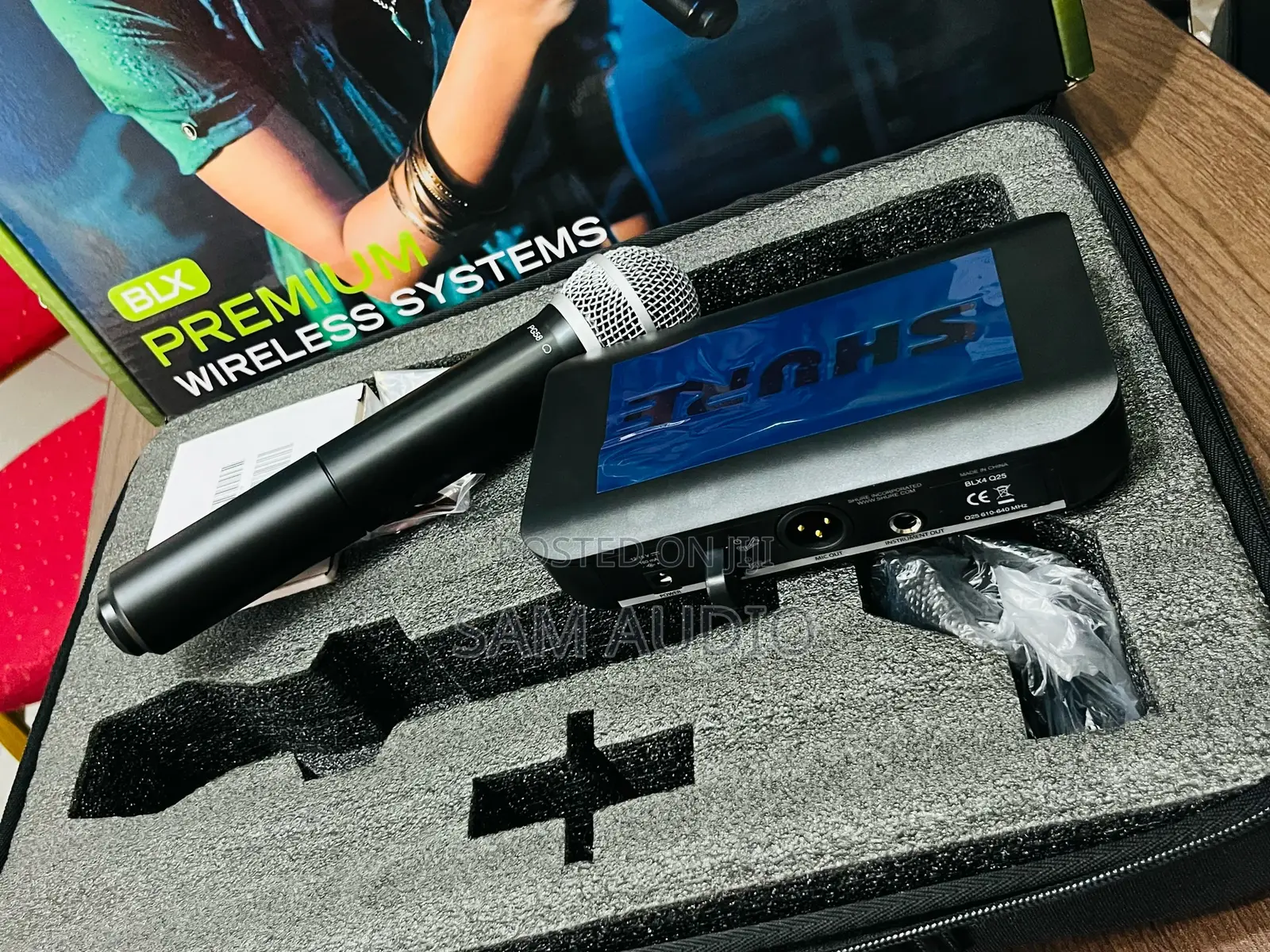 Shure BLX /